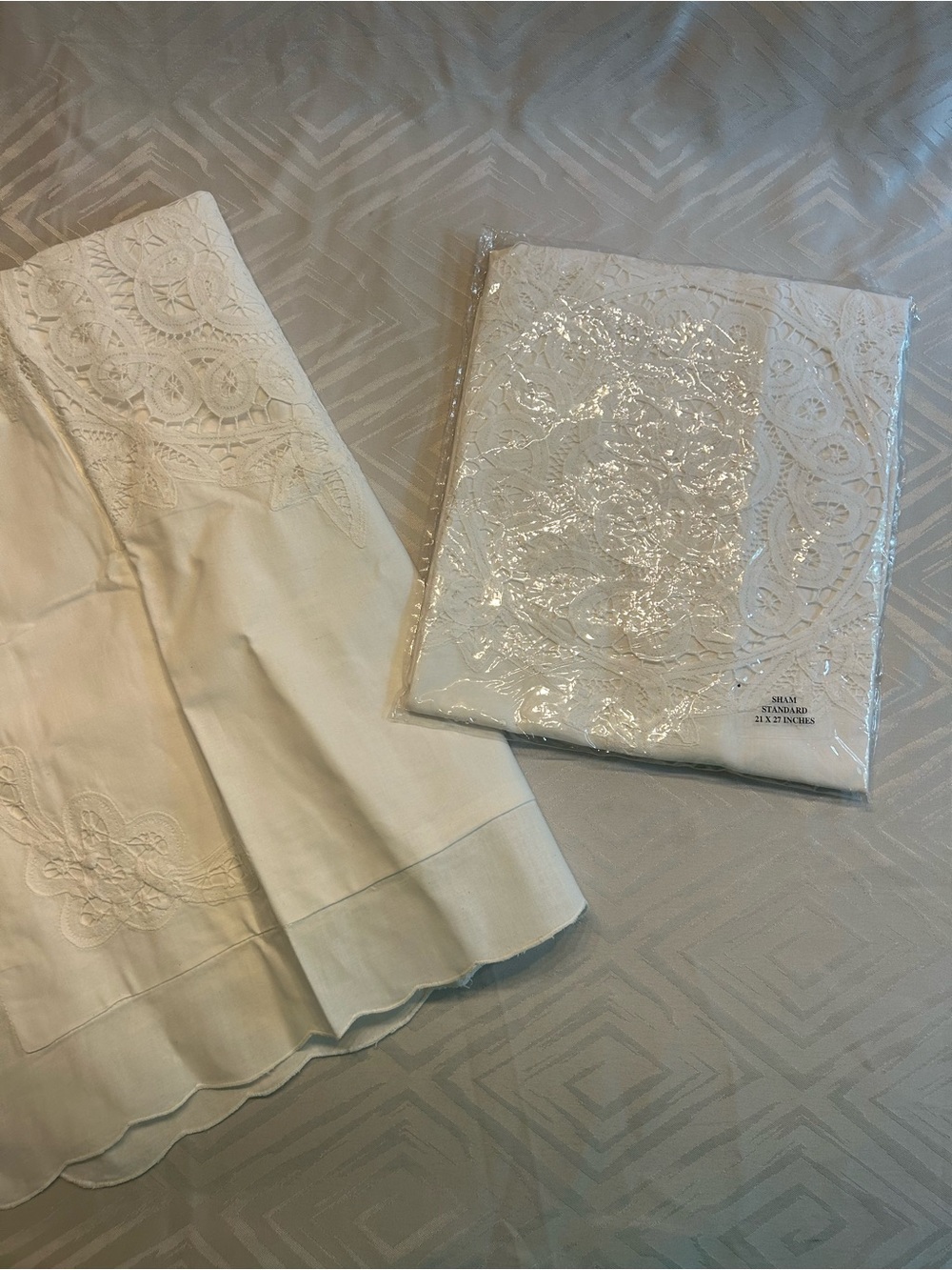 Pair of Vintage Battenburg Lace Pillow Shams NWT